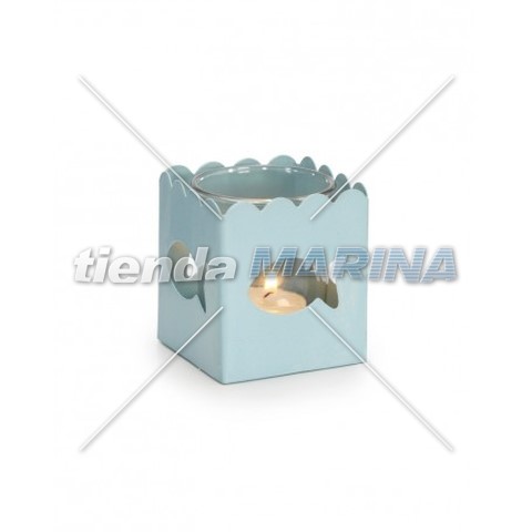 vela-decorativa-pez-de-un-bonito-color-azul-pastel-realizada-en-metal-vela-en-el-interior-con-su-recipiente-de-vidrio