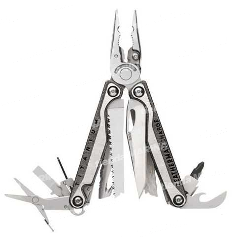 navaja-leatherman-charge-tti